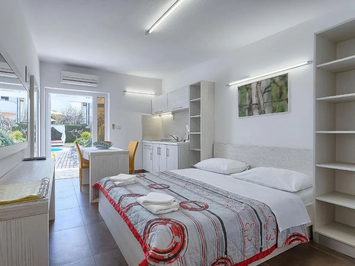 Apartment Nika-8 By Interhome Umag